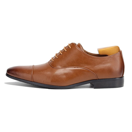 Nouveaux hommes chaussures formelles en cuir chaussures décontractées d'affaires de haute qualité hommes robe bureau chaussures de luxe mâle respirant Oxfords taille 39-46