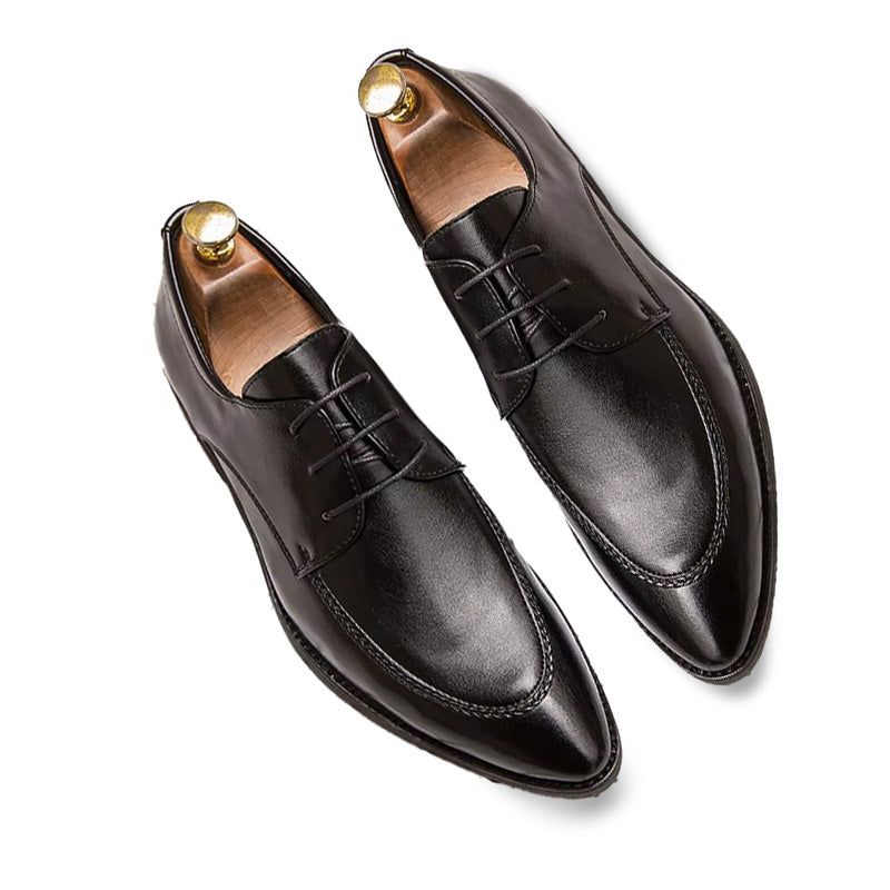 Mocassins en cuir verni pour hommes, chaussures d'affaires décontractées, chaussures formelles pointues Oxfords, robe de mariée, chaussures de Rh, nouveau modèle de mode