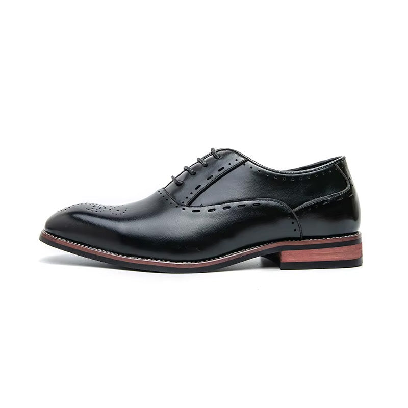 Chaussures habillées traditionnelles pour hommes, chaussures élégantes et polyvalentes adaptées à une utilisation en extérieur.