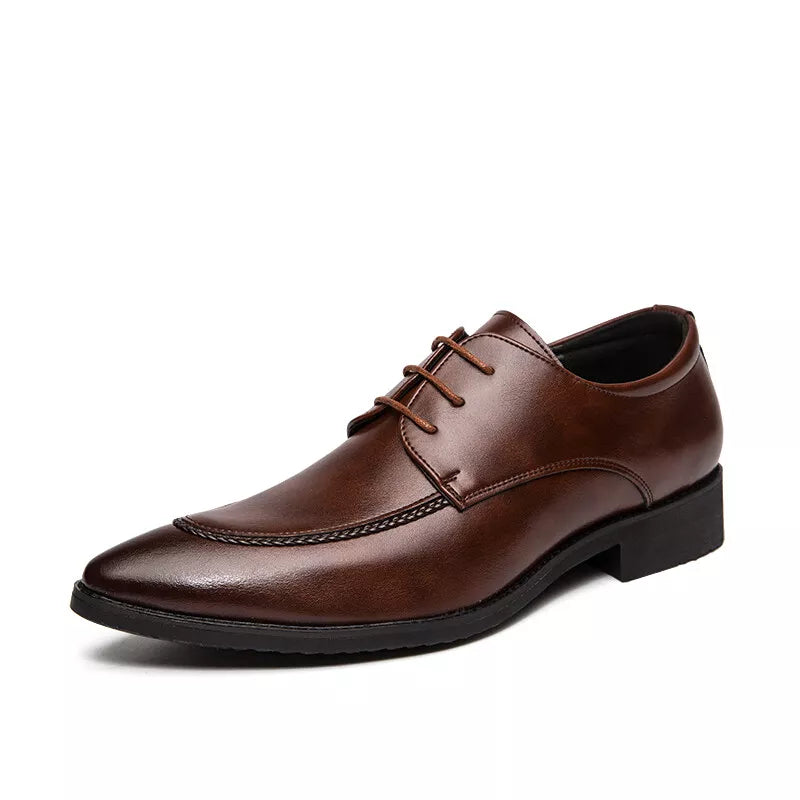 Mocassins en cuir verni pour hommes, chaussures d'affaires décontractées, chaussures formelles pointues Oxfords, robe de mariée, chaussures de Rh, nouveau modèle de mode