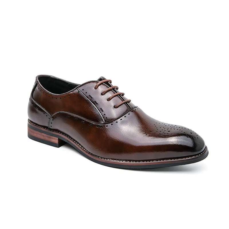 Chaussures habillées traditionnelles pour hommes, chaussures élégantes et polyvalentes adaptées à une utilisation en extérieur.